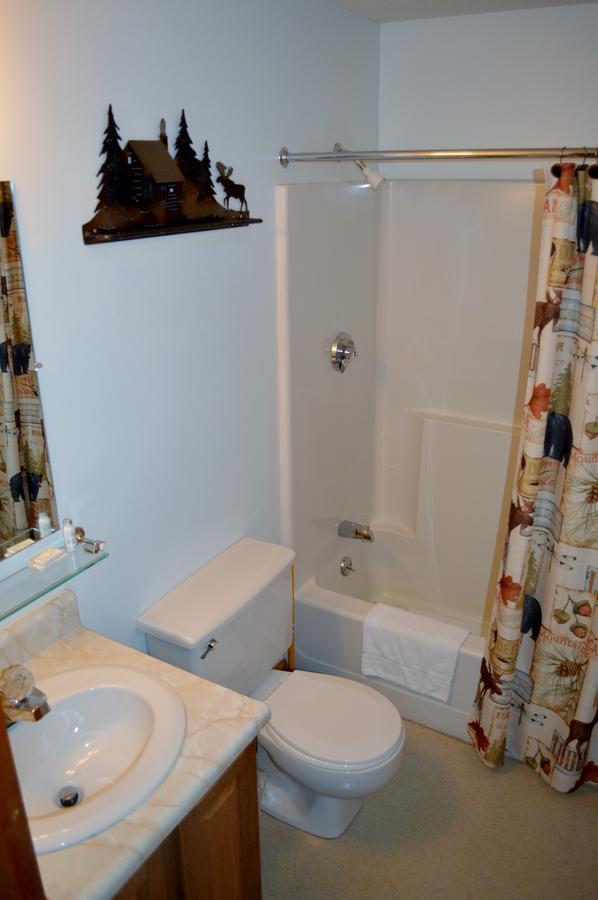 Kineo View Lodge Greenville Esterno foto